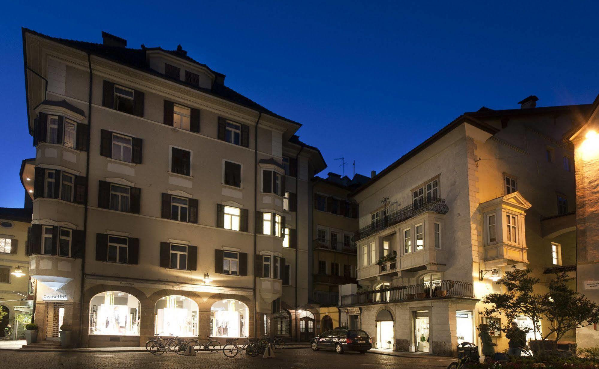 Residence Fink Central Apartments Bolzano Exterior photo